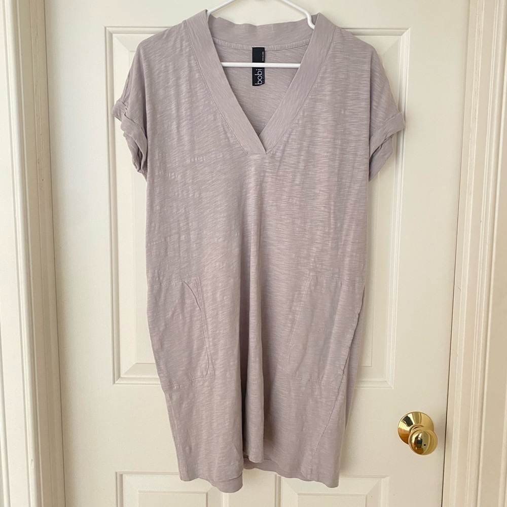 VICI Short Sleeve Grey V-Neck Shirt Dress